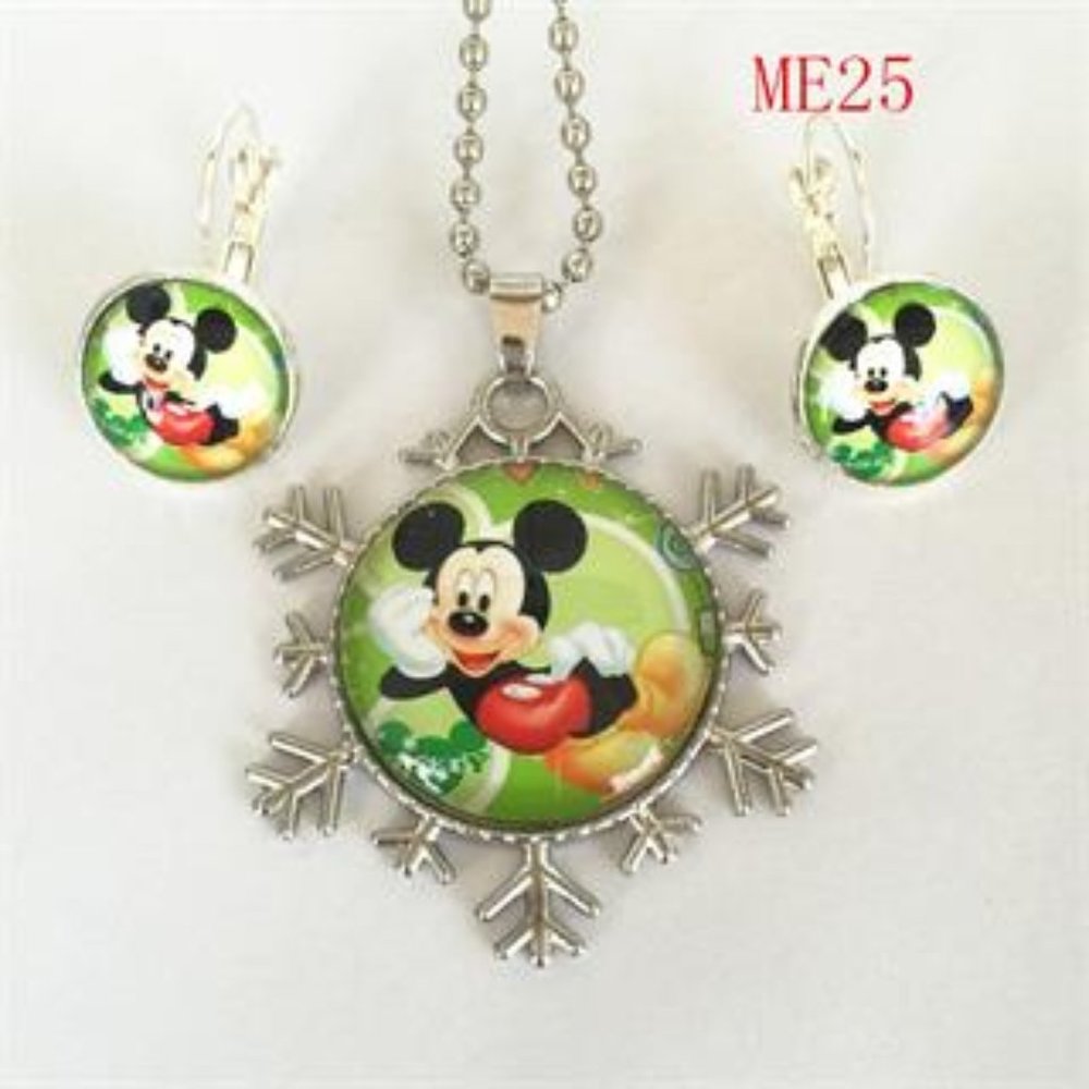 NWOT Sweet Mikey Necklace & Earrings
